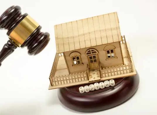 购买北京法拍房的优势与弊端分别是什么？应该如何过户？