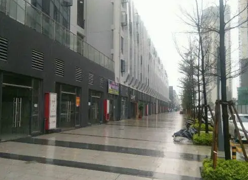 厦门租商铺